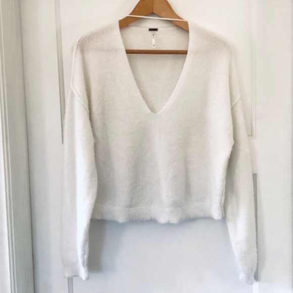 Free People Sweater Womens Size XS Cream Fuzzy Deep V-Neck Boho Casual Stretch - Picture 2 of 12